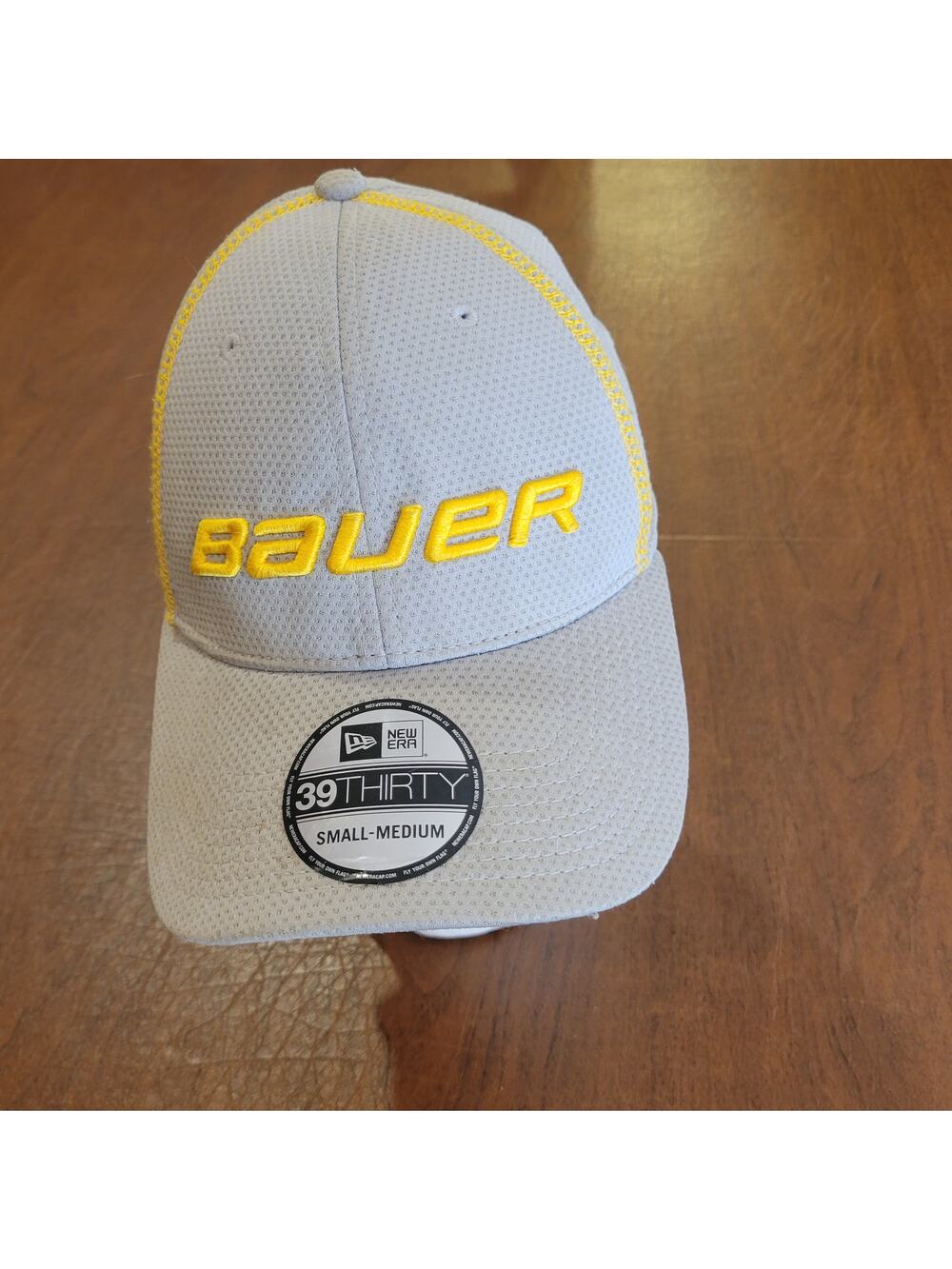 Bauer Hat Cap Fitted Mens Small Medium Gray Yellow Logo New Era 39THIRTY